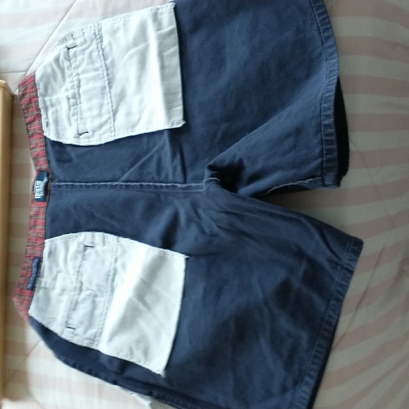 Ralph Lauren golf shorts - Picture 15 of 16